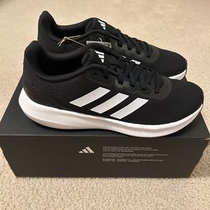 Adidas Runfalcon 3 Running Shoes Size 8 Black/White. Brand New with Tags!